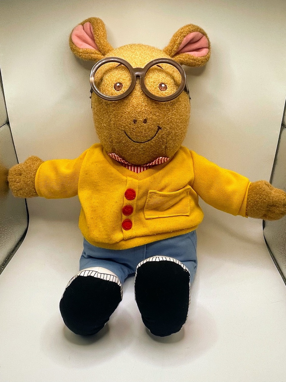 Playskool Vintage Talking Arthur Plush Toy Doll 18" Tall PBS Kids